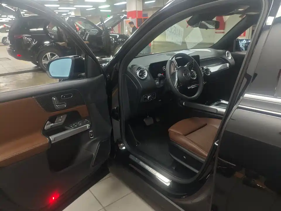 Фото 5 - Mercedes-Benz GLB