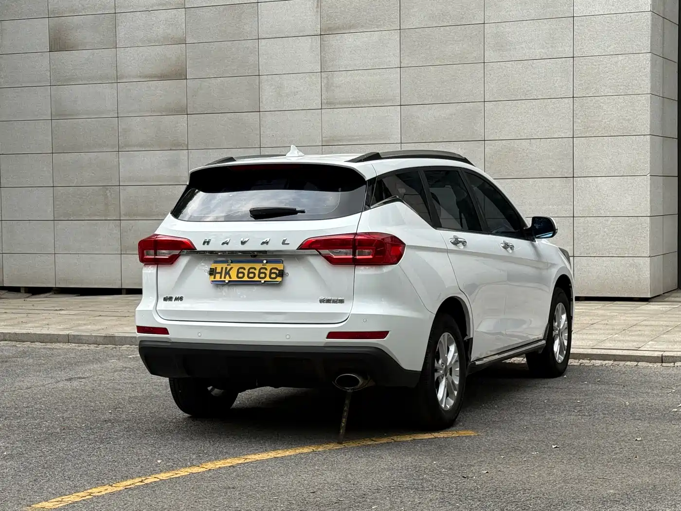 Haval M6 2017 2017 1.5T Automatic 2WD Elite