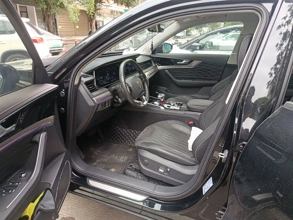 Hongqi HS5 2022 Facelift 2.0T Smart Flag Enjoyment Edition фото 13