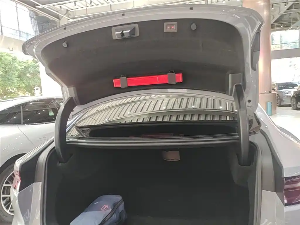 BYD HAN