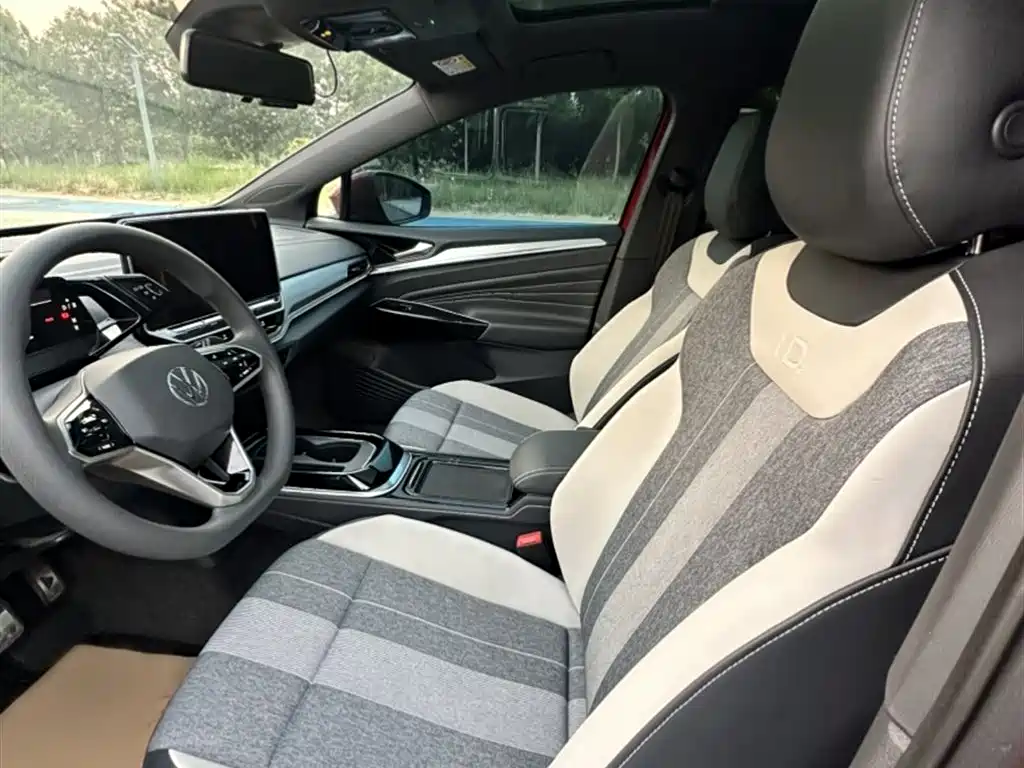 Volkswagen ID.4 CROZZ 2022 Long Range PURE+ Edition фото 9