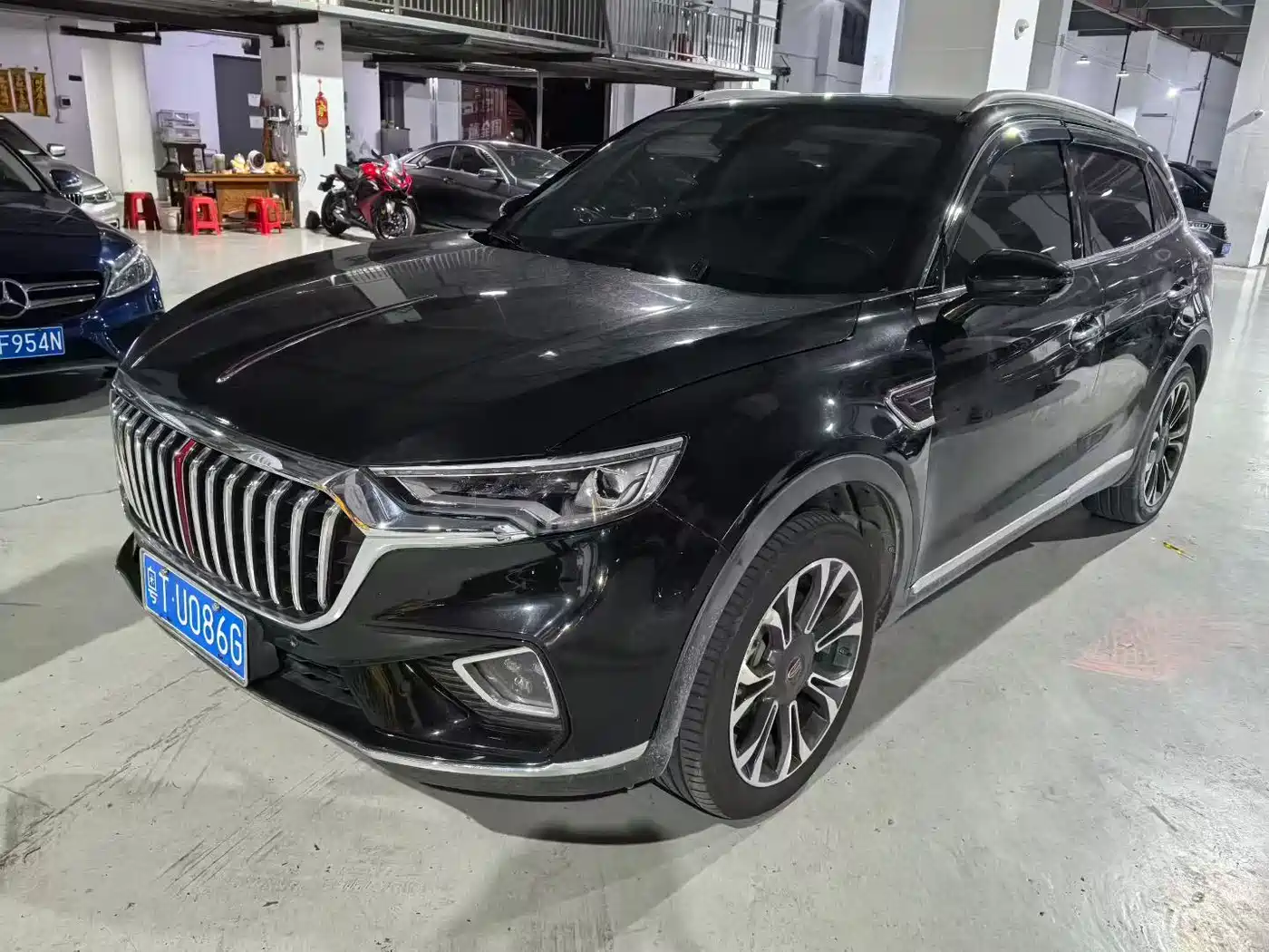 Hongqi Hongqi HS5 2019 2.0T Smart Connect Enjoy 4WD Edition