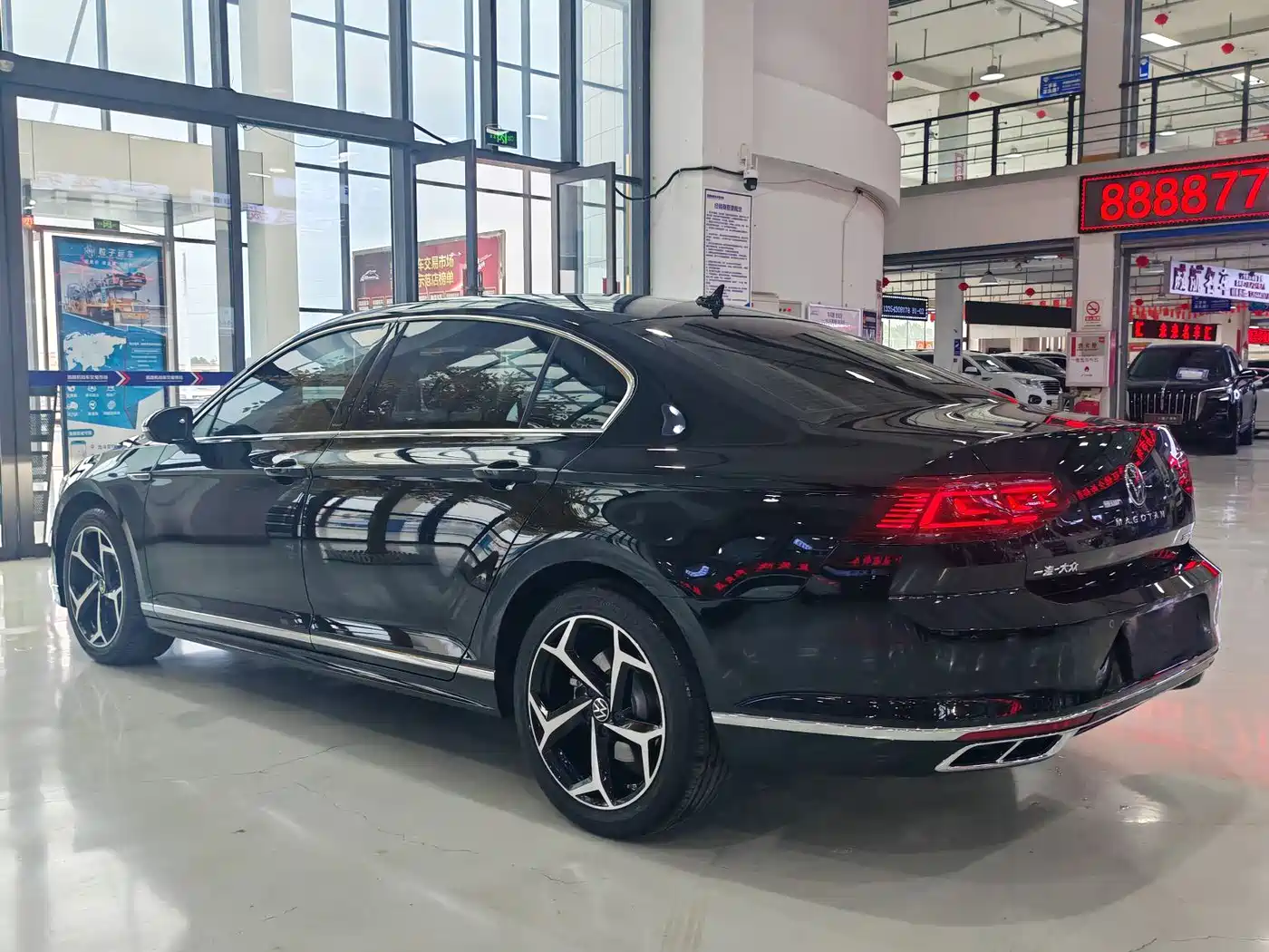 Volkswagen Magotan 2024 2 Million Units Public Sharing Edition 330TSI DSG Luxury фото 21