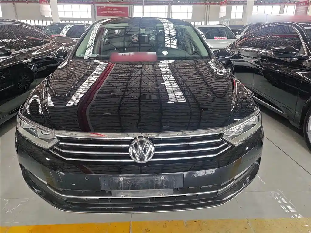 Volkswagen Magotan 2018 Facelift 380TSI DSG Luxury фото 3