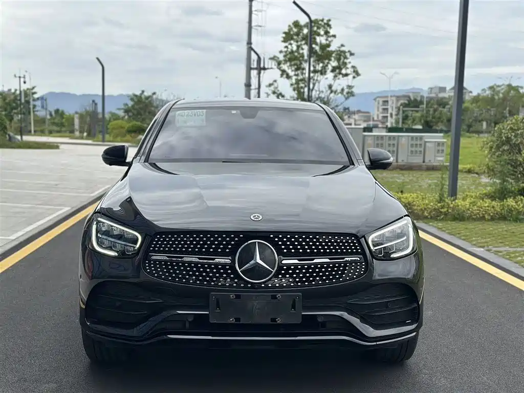 Mercedes-Benz GLC Coupe 2021 GLC 260 4MATIC Coupe SUV фото 2