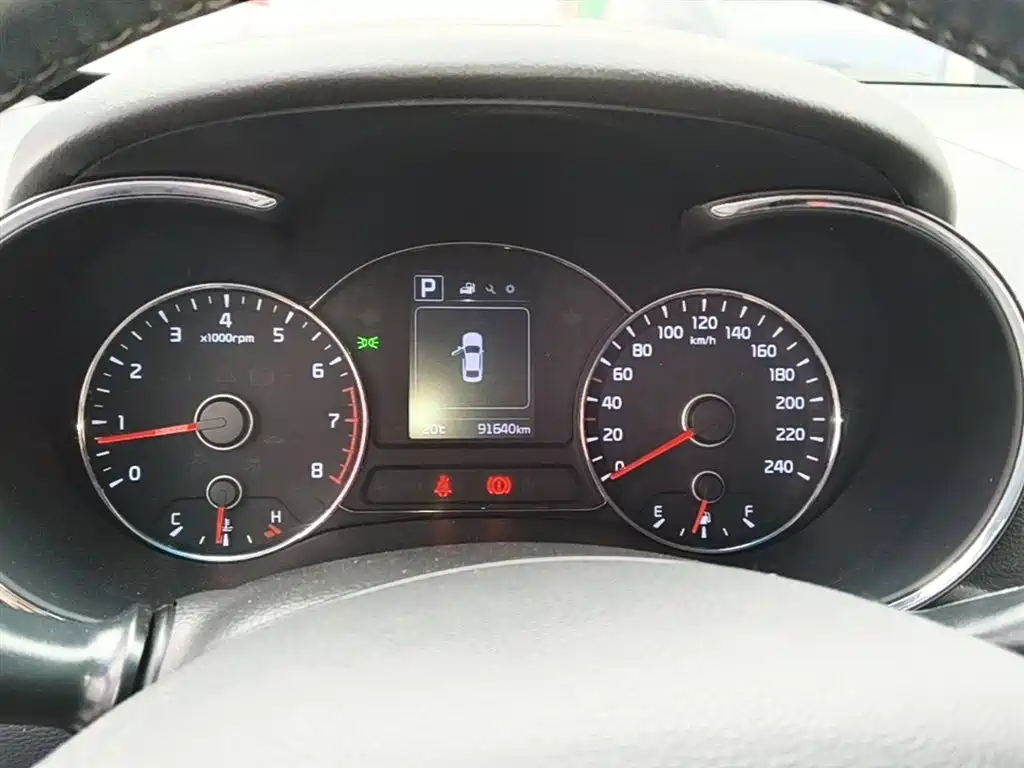 Kia K3 2016 1.6L Automatic GLS фото 8