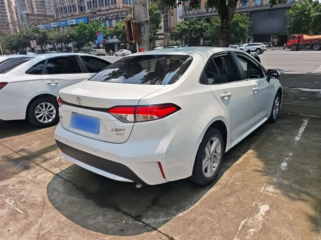 Toyota Levin 2019 185T CVT Entry Edition China VI фото 7