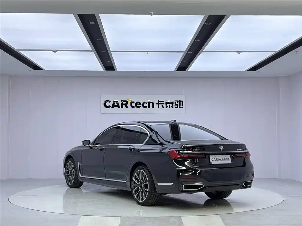 BMW 7 Series 2019 740Li Leading M Sport Package фото 3