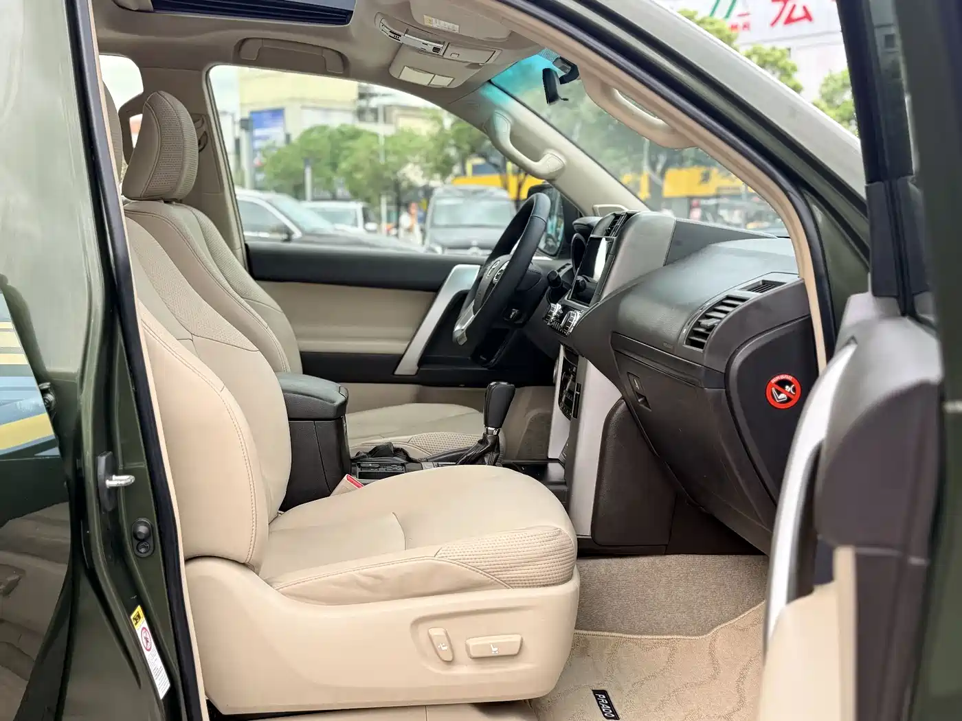 Toyota Prado 2010 4.0L Automatic TX-L фото 9