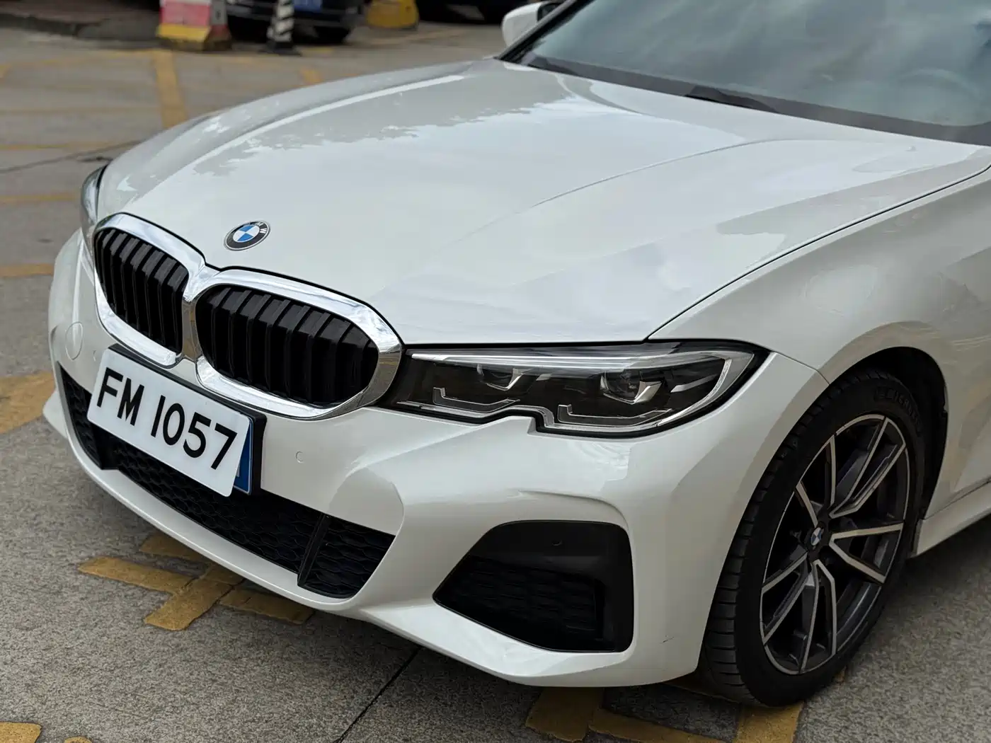 BMW 3 Series 2022 320Li M Sport Package фото 4