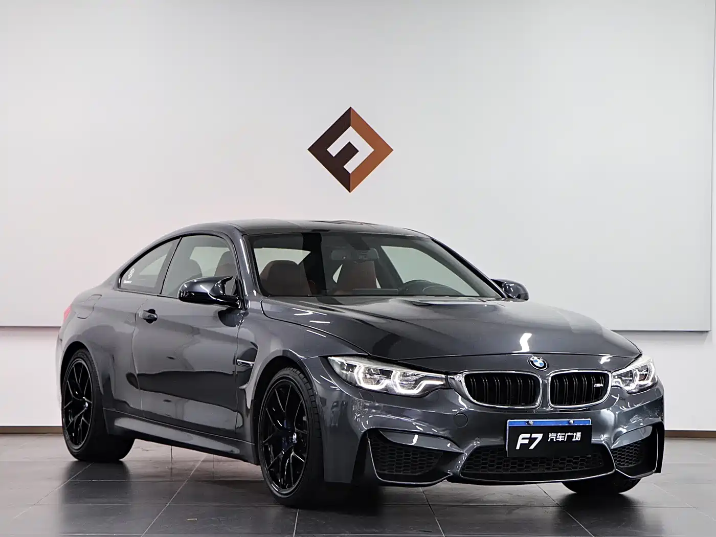 BMW M4 2017 M4 Coupe фото 3
