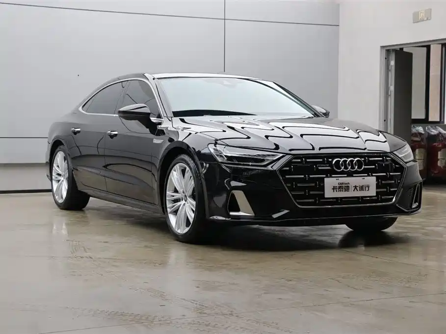 Audi A7L 2024 45 TFSI quattro Premium Luxury фото 26
