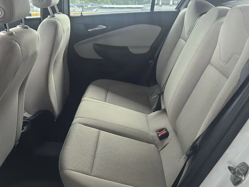 Фото 11 - Buick Excelle