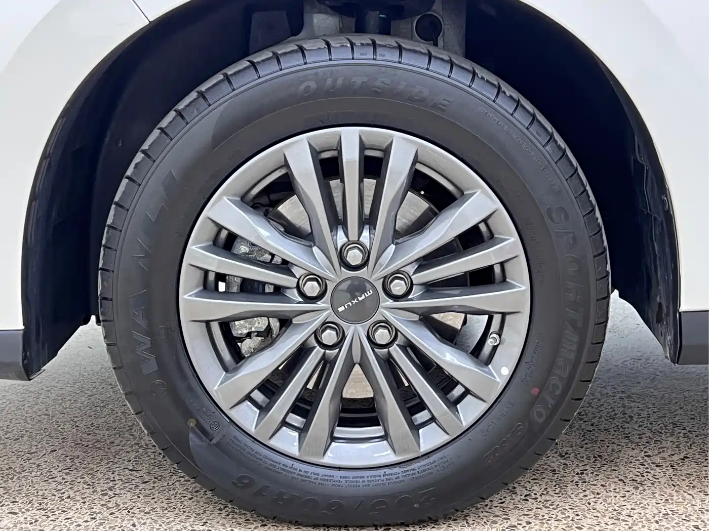 SAIC Maxus Maxus G50 PHEV 2025 Pilot Edition фото 9