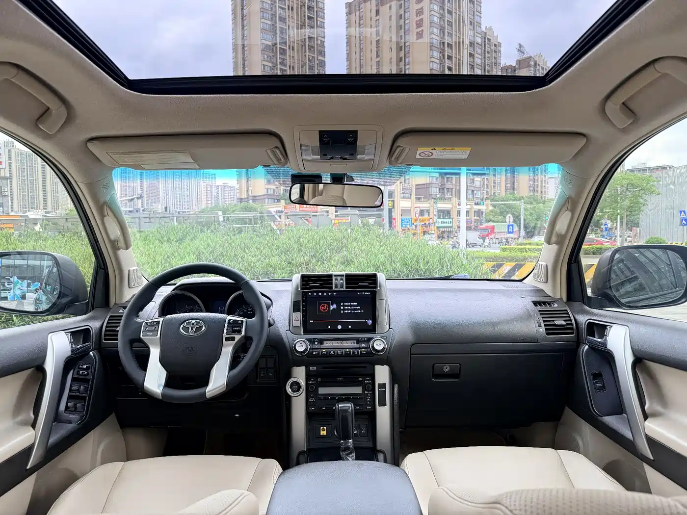 Toyota Prado 2010 4.0L Automatic TX-L фото 11