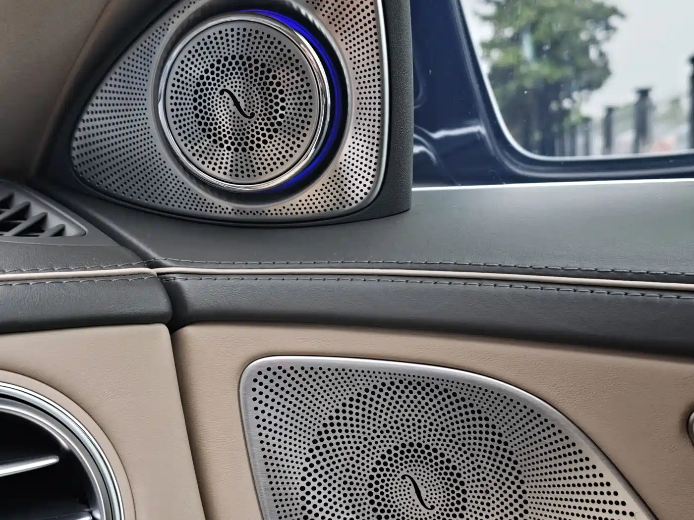 Mercedes-Benz Maybach S-Class 2015 S 600 фото 13