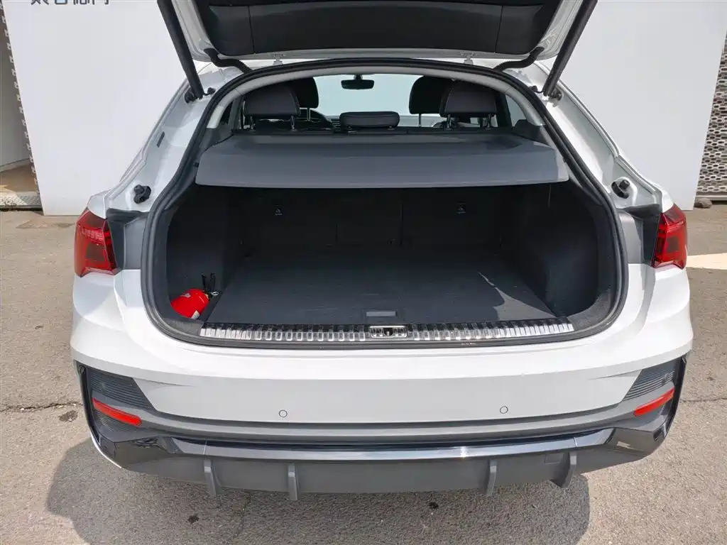 Audi Q3 Sportback 2022 40 TFSI Fashion фото 8