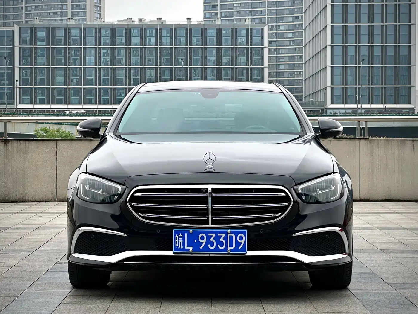  E CLASS