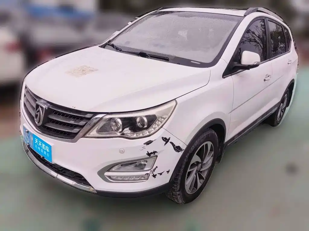 Baojun 560 2015 2015 1.8L Manual Luxury