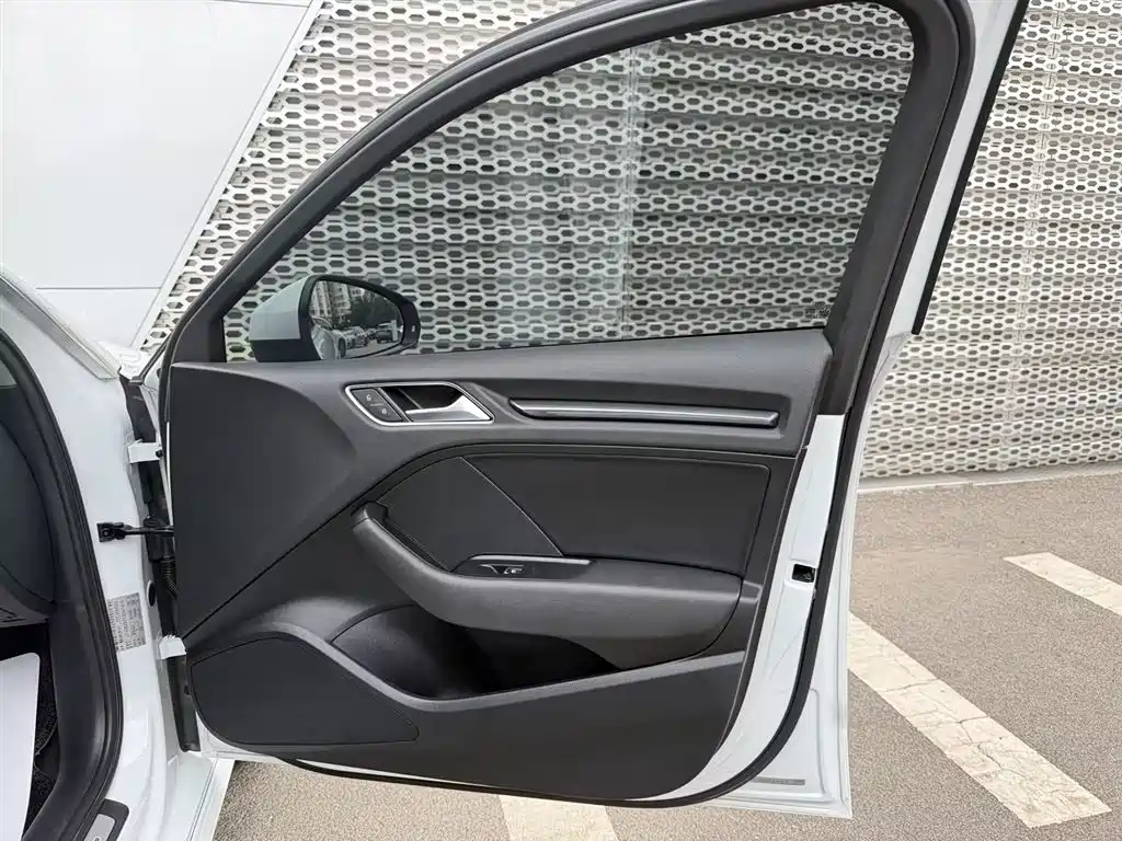 Audi A3 2019 Sportback 35 TFSI Fashion China VI фото 8