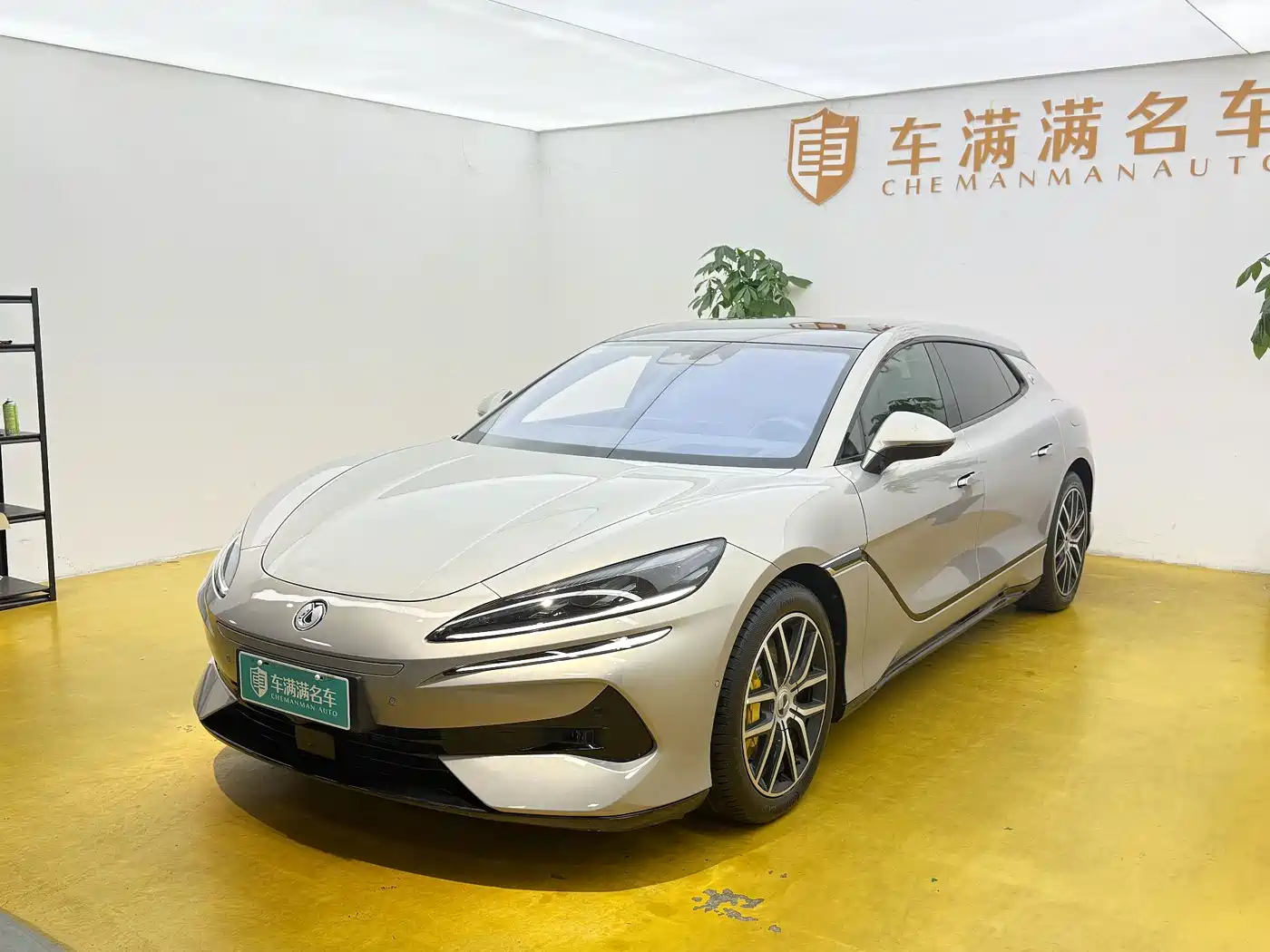 Denza Z9GT 2024 Model 1100 AWD Max Edition