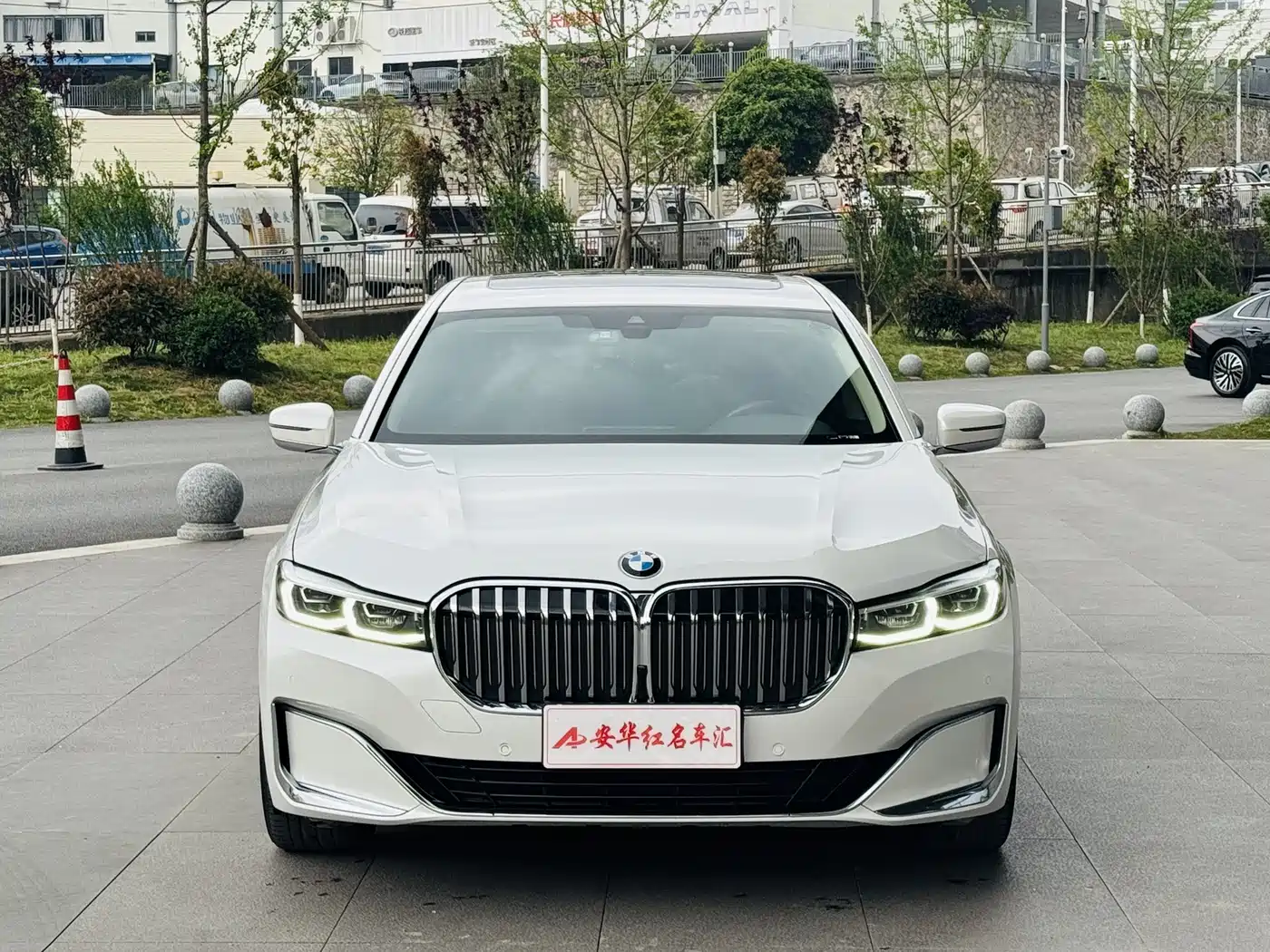 BMW 7 SERIES