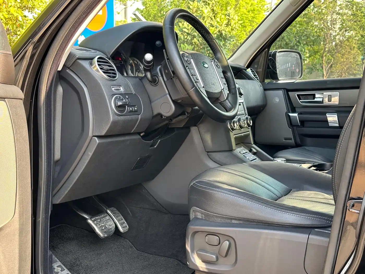 Land Rover Discovery 2012 3.0 SDV6 HSE Diesel фото 9