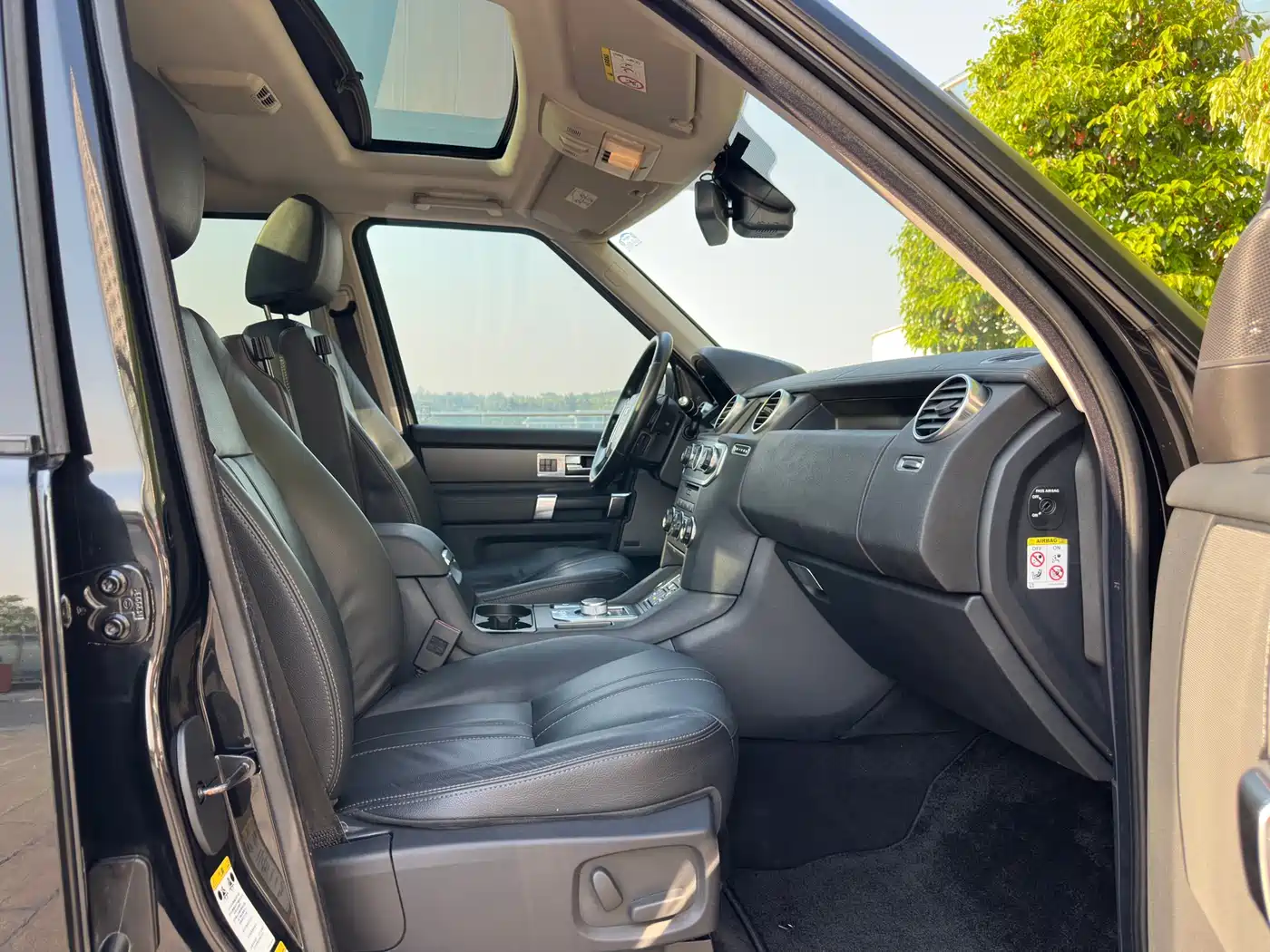 Land Rover Discovery 2012 3.0 SDV6 HSE Diesel фото 11