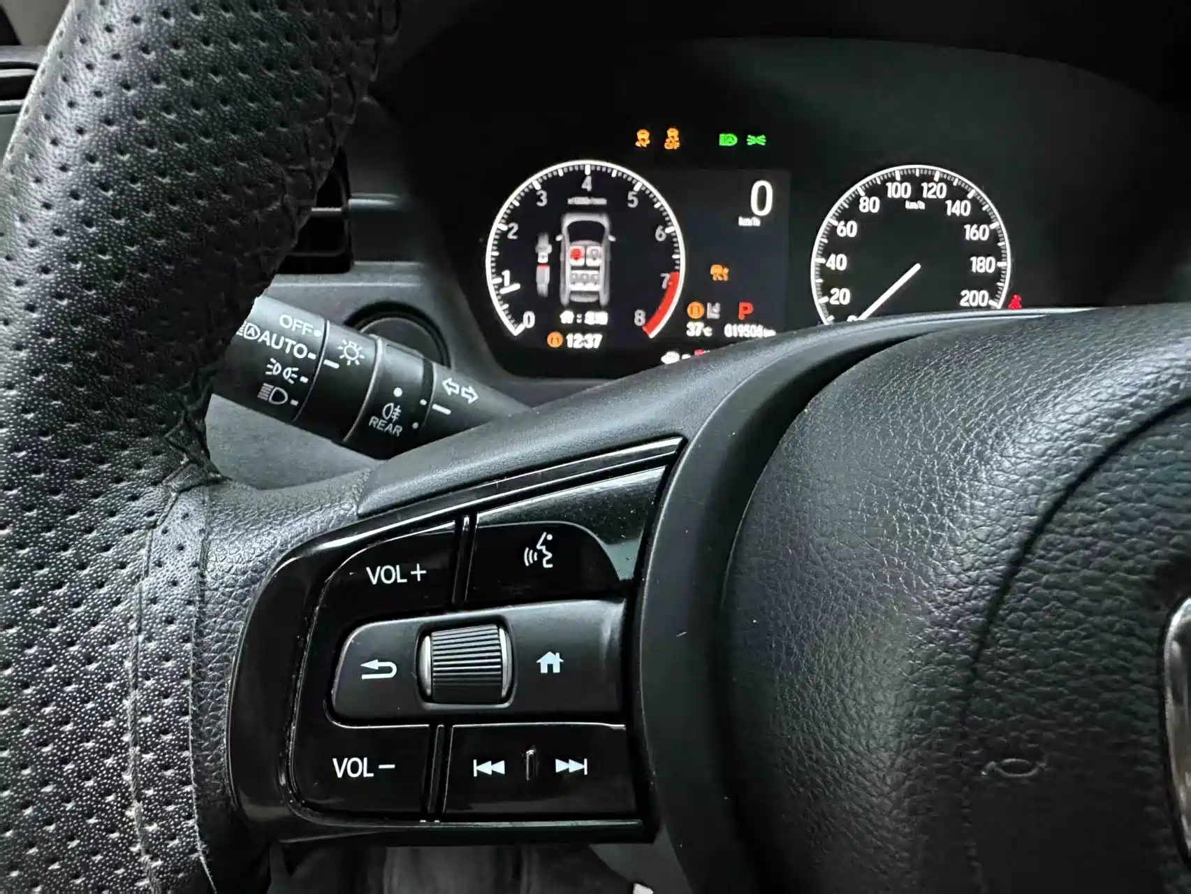 صورة 22 - Honda Vezel