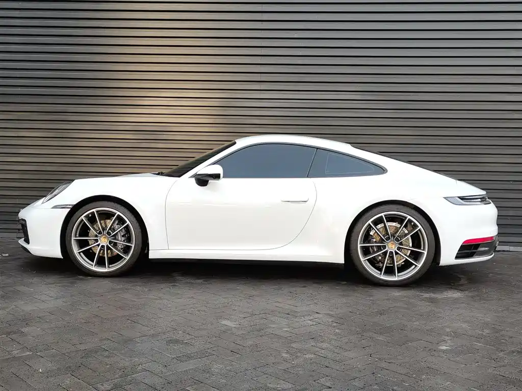 Porsche 911 2023 Carrera 3.0T фото 4