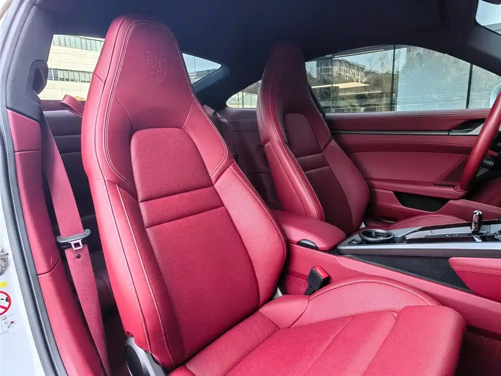 Porsche 911 2023 Carrera 3.0T фото 12