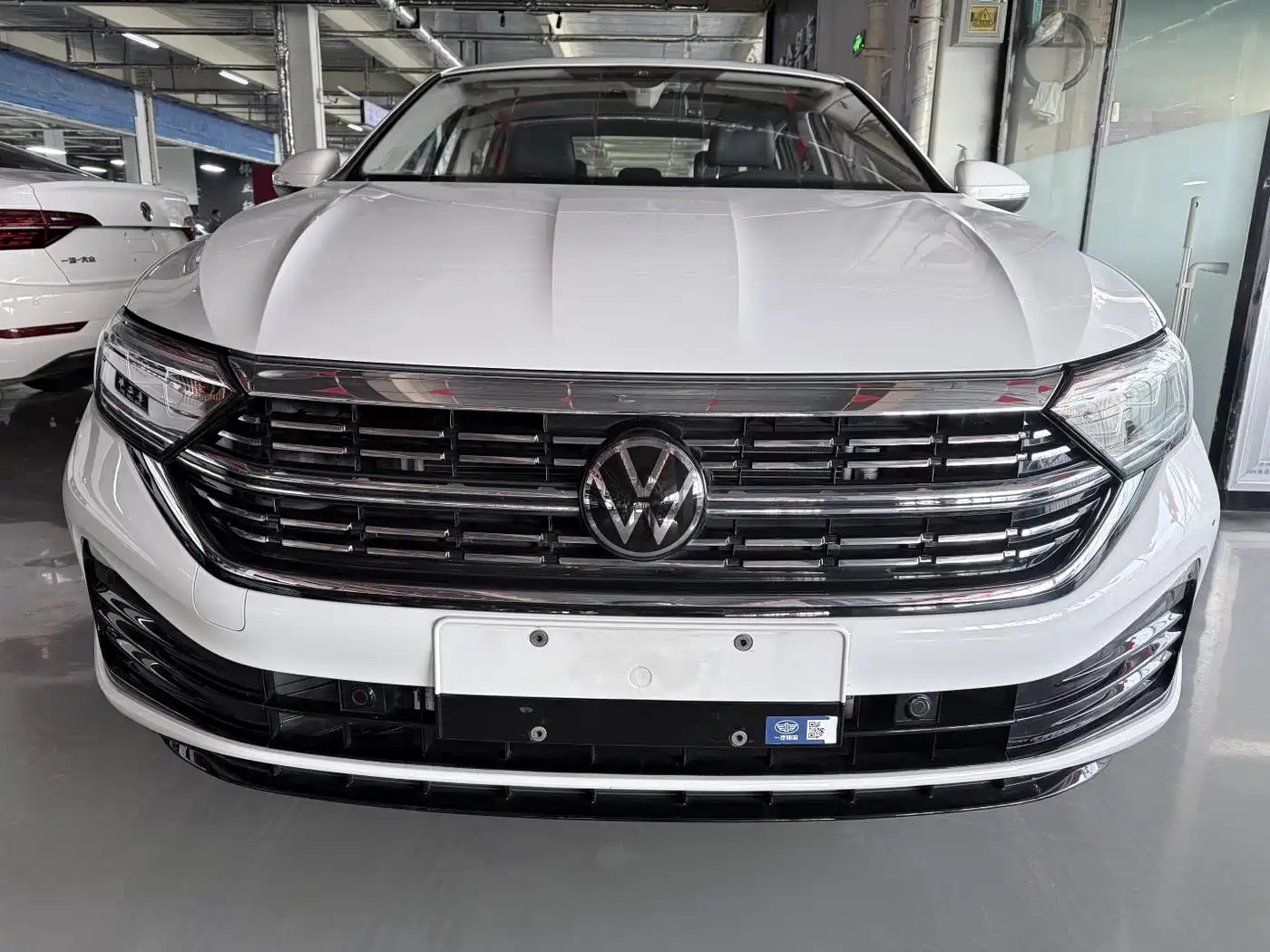 Volkswagen Sagitar 2023 300TSI DSG Excellence Edition фото 2