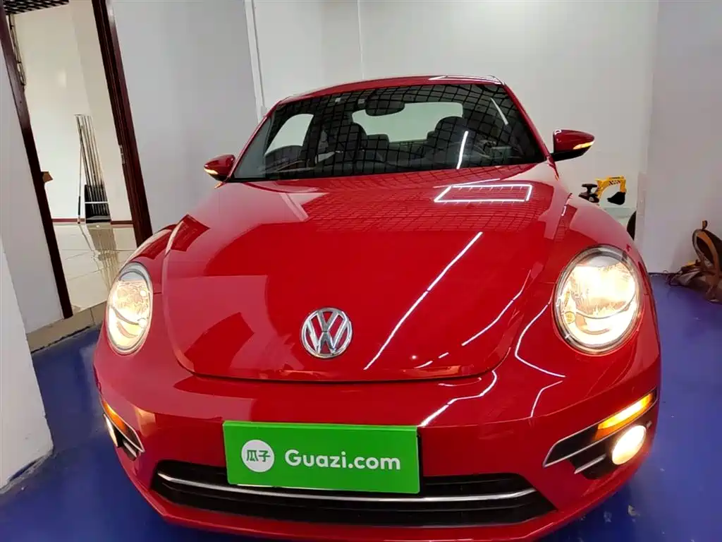 Volkswagen Beetle 2018 180TSI Easy Joy Edition фото 3