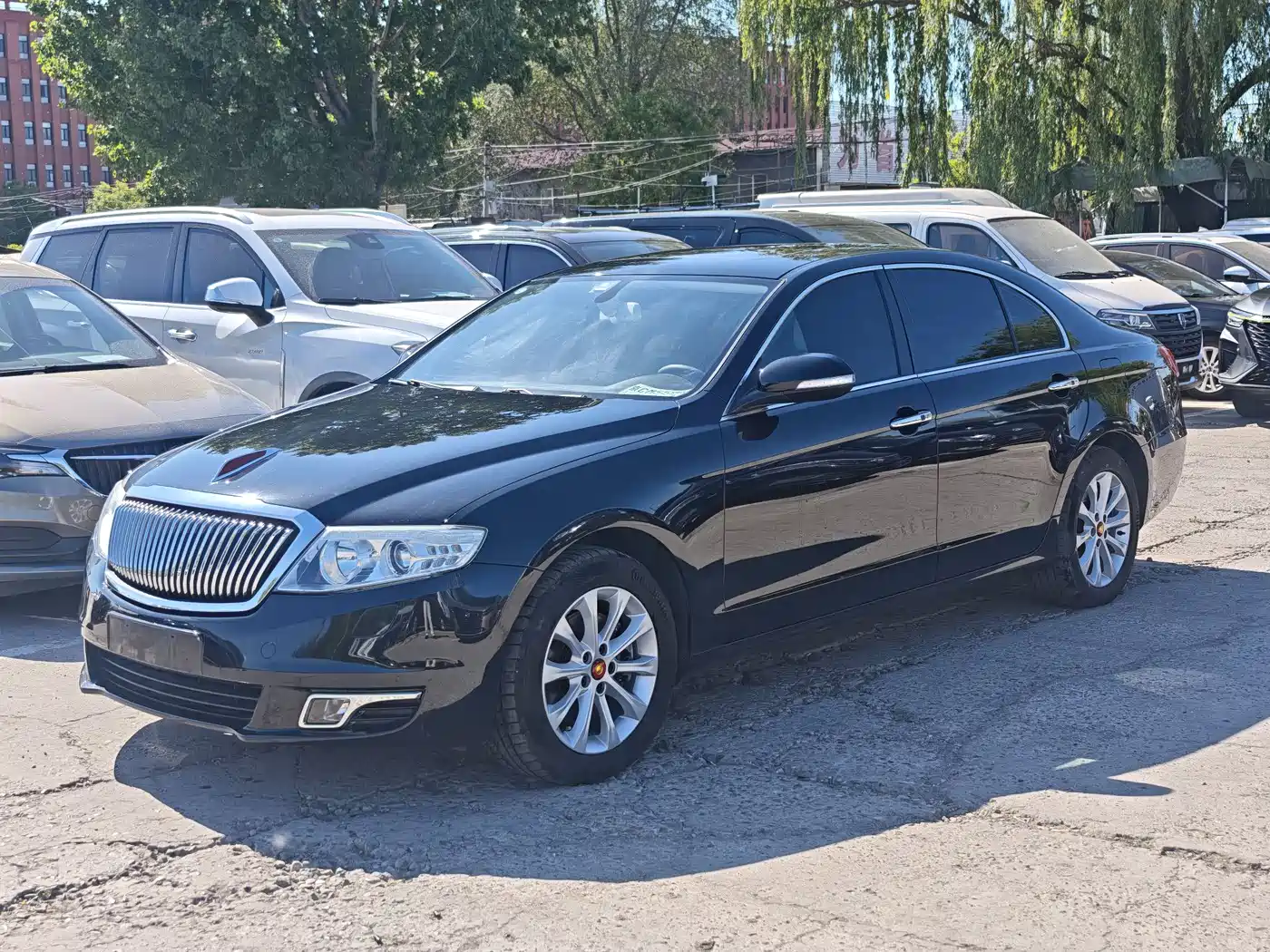 Hongqi H7 2015 2.0T Luxury