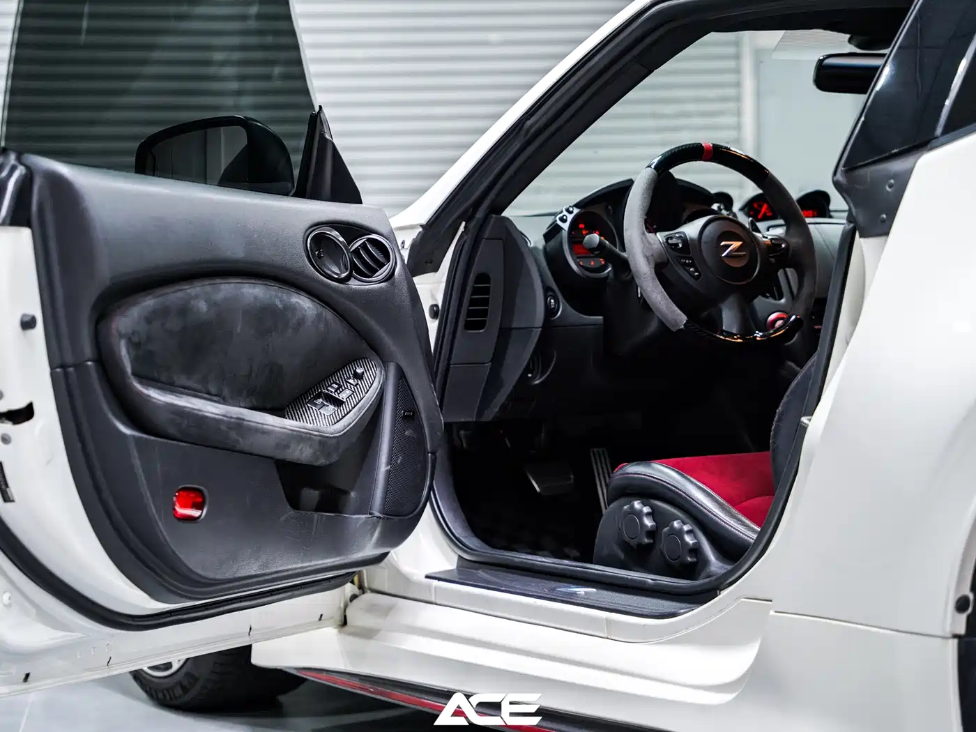 Nissan 370Z 2015 3.7L NISMO фото 12