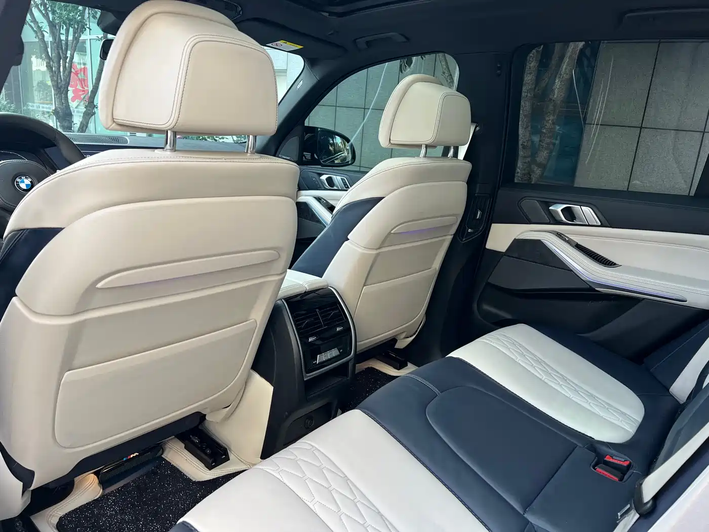 BMW X5 (Import) 2021 xDrive40i Exclusive M Sport Package фото 12