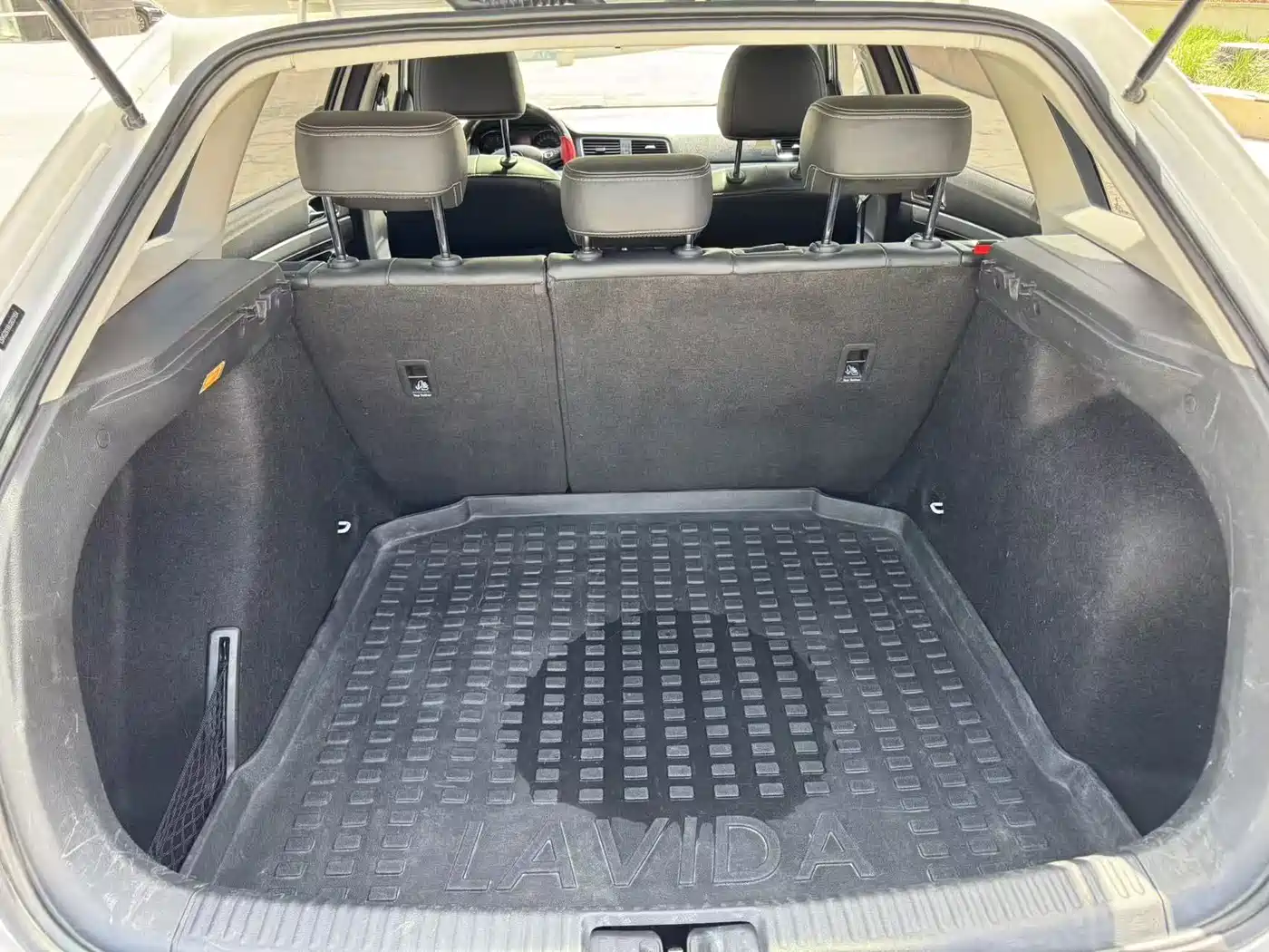 Volkswagen Lavida Tour 2017 180TSI DSG Comfort Edition фото 14