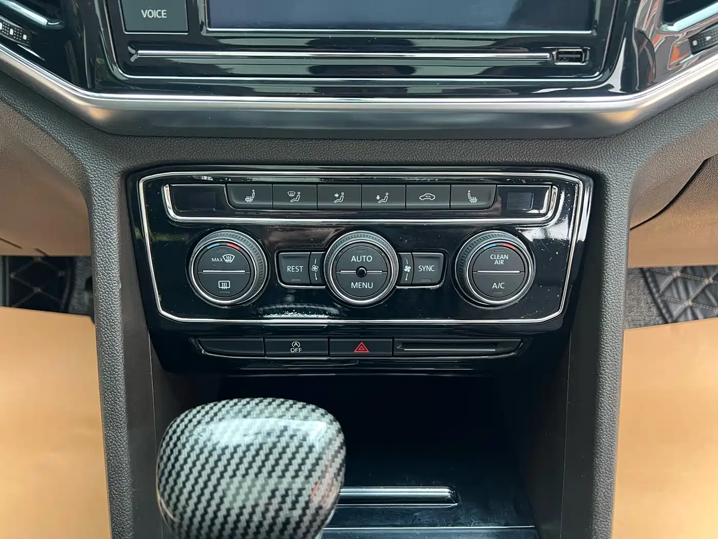 Volkswagen Teramont 2019 380TSI 4WD Luxury Edition China VI фото 13