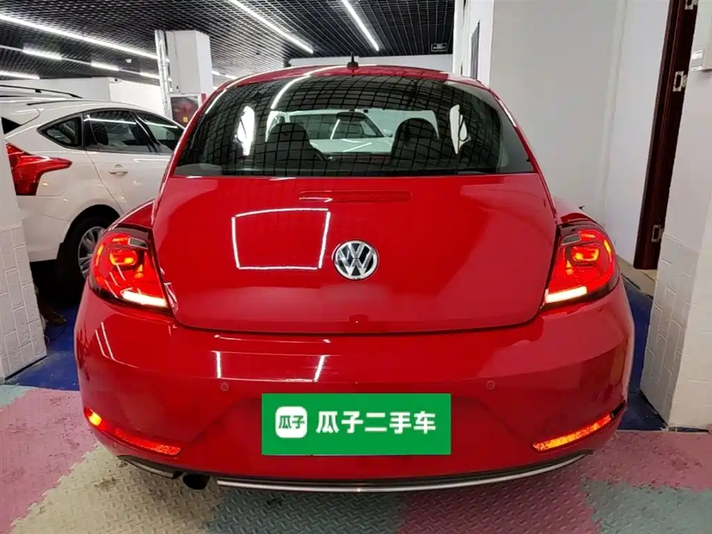 Volkswagen Beetle 2018 180TSI Easy Joy Edition фото 6