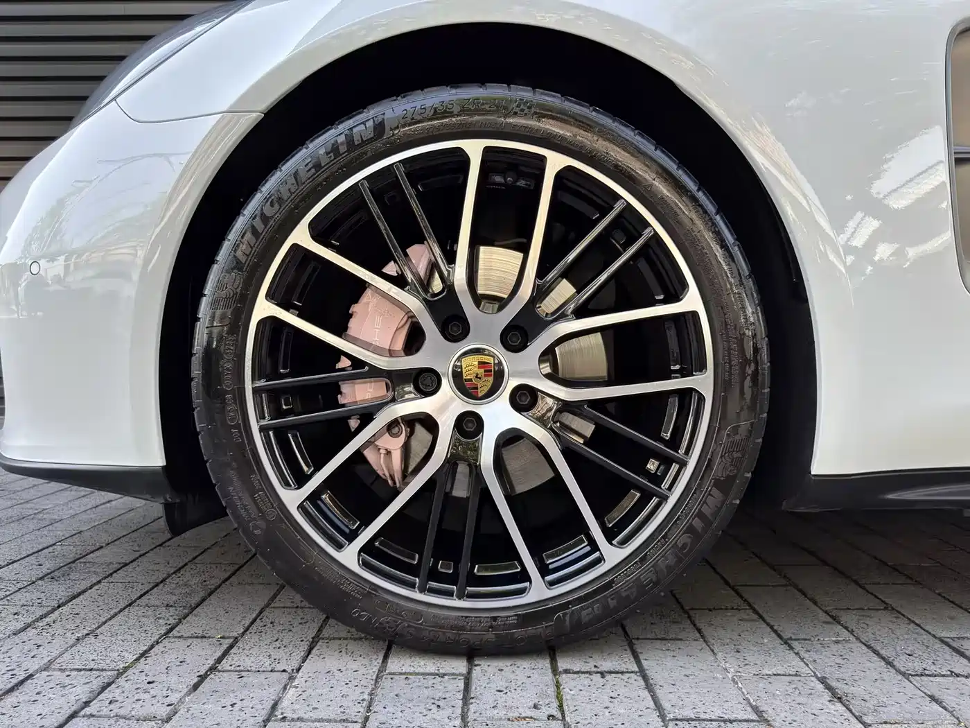 Porsche Panamera 2023 Panamera 2.9T Platinum Edition фото 6