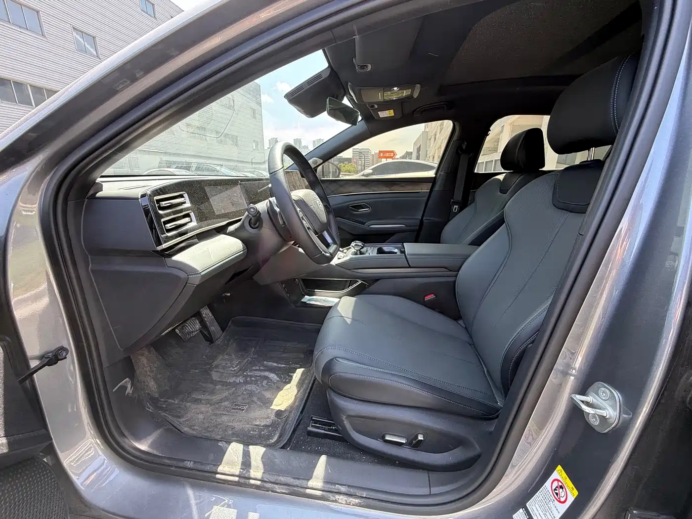 BYD Qin L 2025 DM-i Smart Drive Edition 120KM Surpassing фото 3