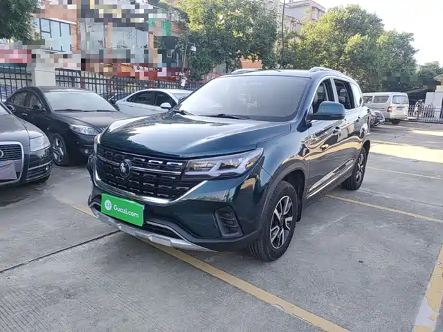  Dongfeng Fengxing Fengxing T5 2022 Golden Age 1.5T Auto Dream Chaser 5-Seater