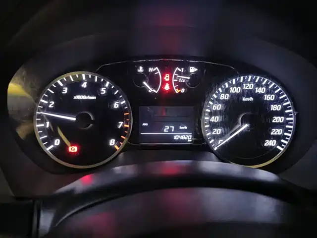Nissan Sylphy 2016 1.6XL Manual Luxury — фото 4