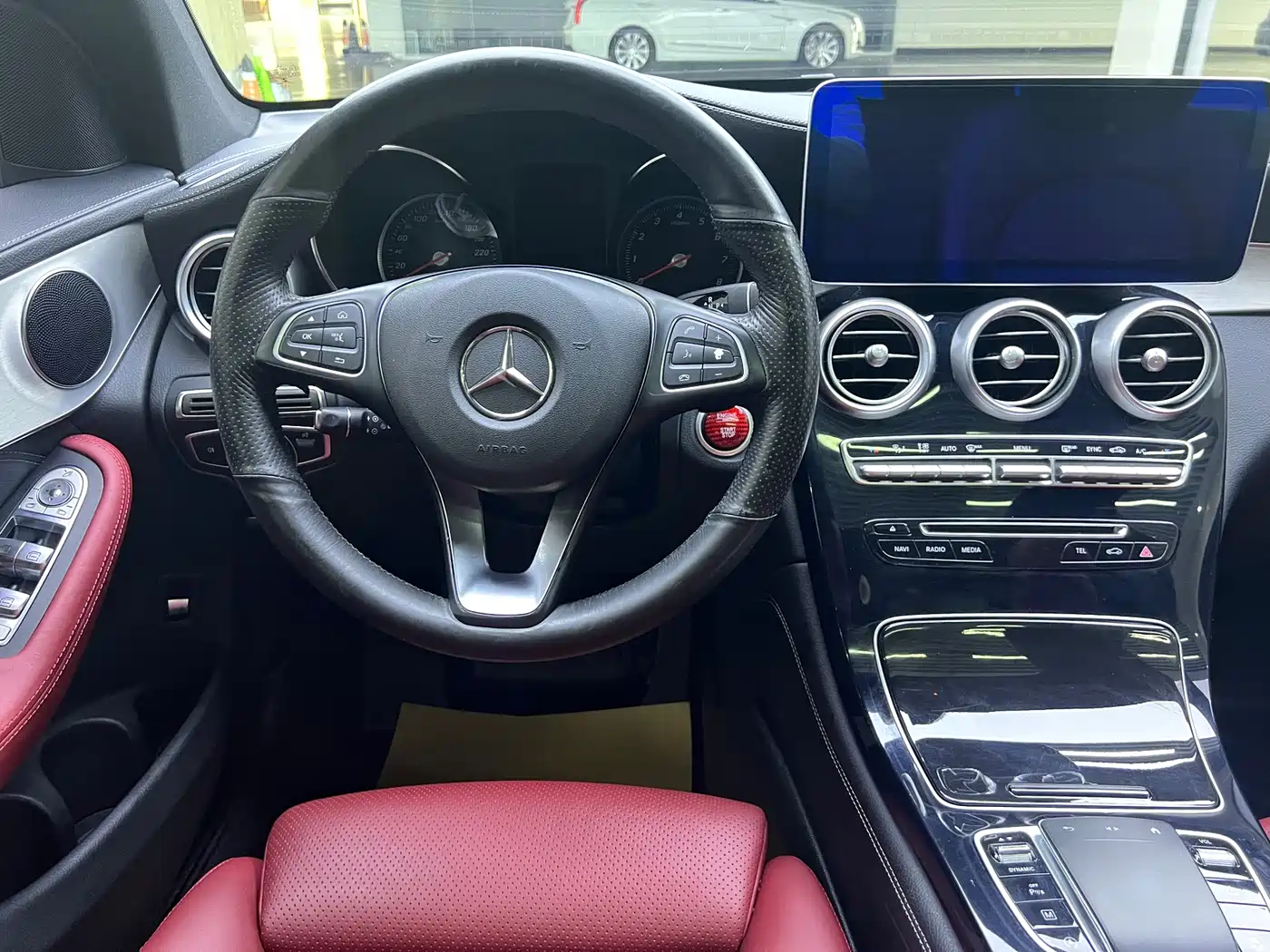 Mercedes-Benz GLC 2018 Facelift GLC 200 4MATIC фото 8