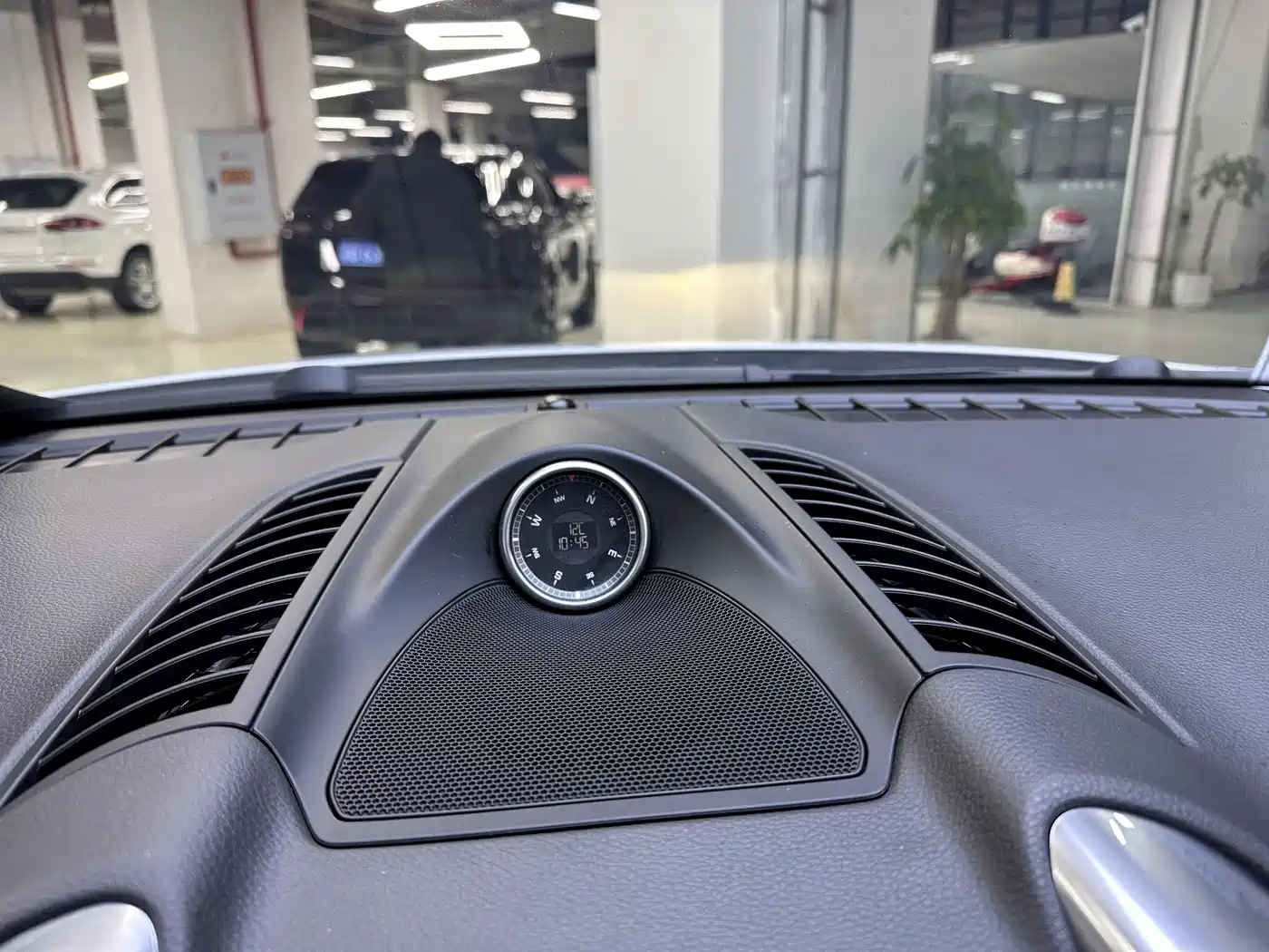 PORSCHE CAYENNE NEW ENERGY