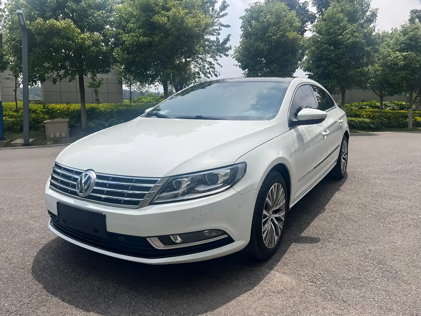 Volkswagen FAW-Volkswagen CC 2016 Model 1.8TSI Premium