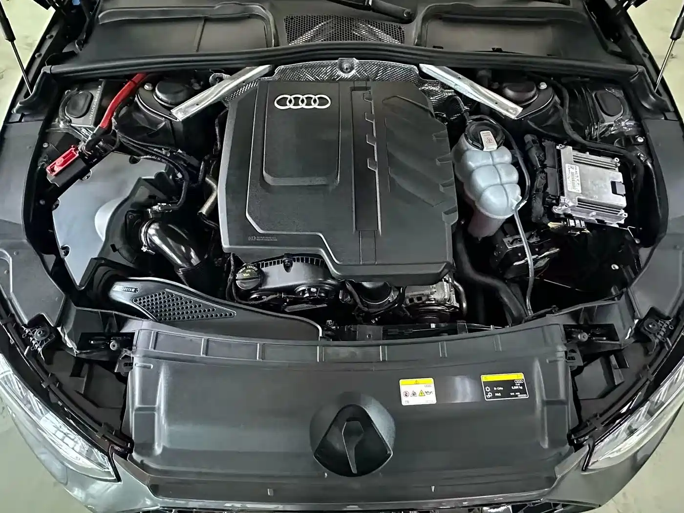 Audi A4L 2022 40 TFSI Luxury Dynamic фото 18