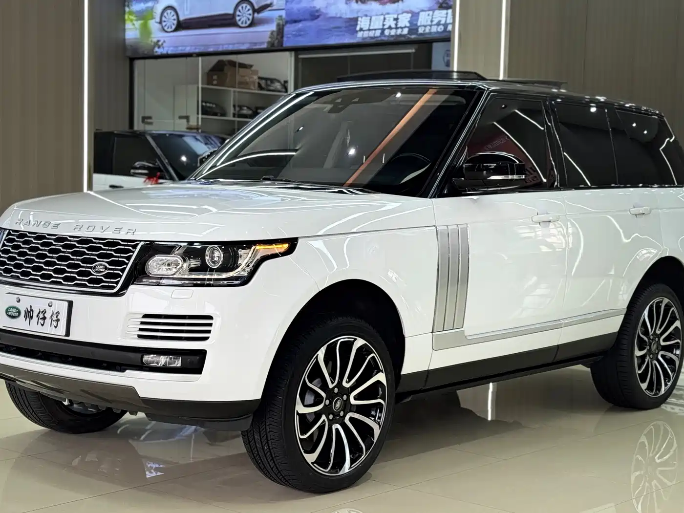 Land Rover Range Rover 2017 3.0 SC V6 Vogue фото 19