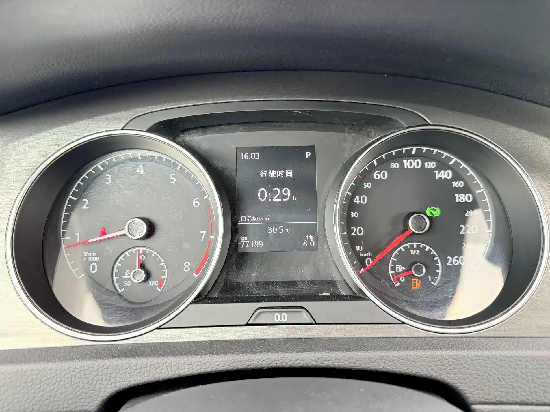 Фото 4 - Volkswagen Golf