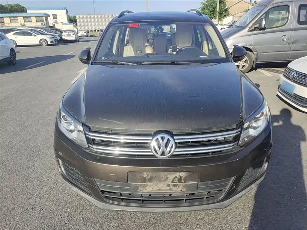 Volkswagen Tiguan 2015 1.8TSI Manual 2WD Trendline фото 3